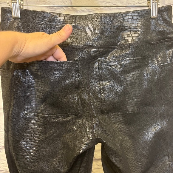 Skechers L Croc Embossed Pants Leggings Straight Leg Side Pockets / Back Pockets - Picture 7 of 10